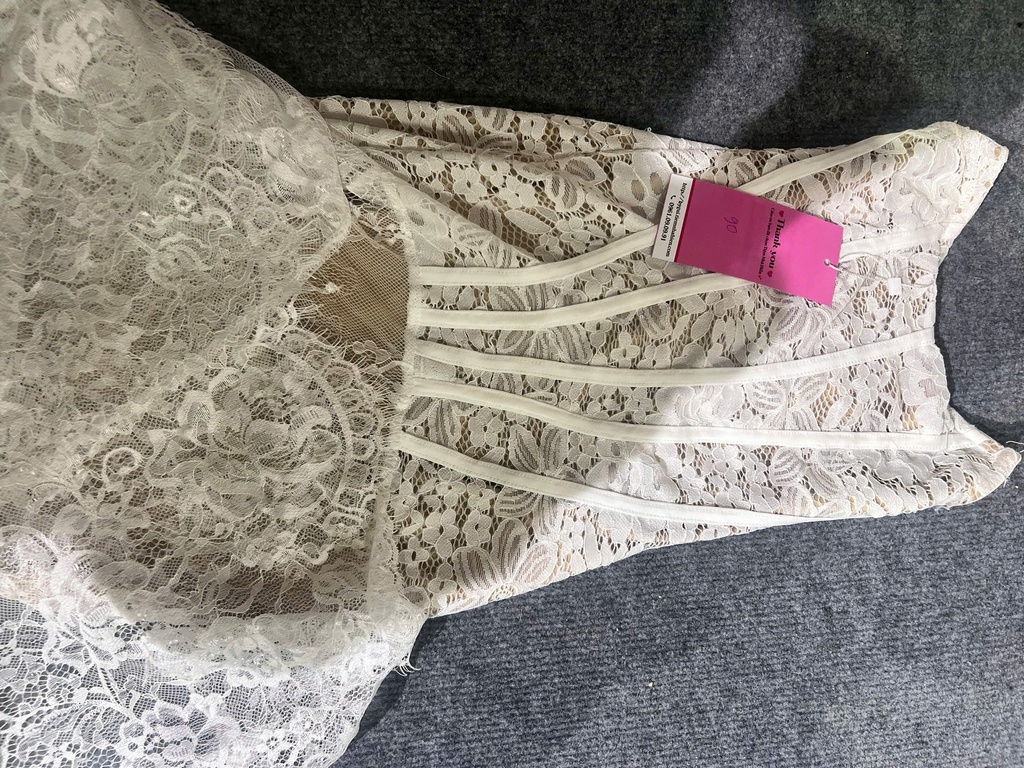 VÁY REN TRẮNG THẮT DÂY HAIANH