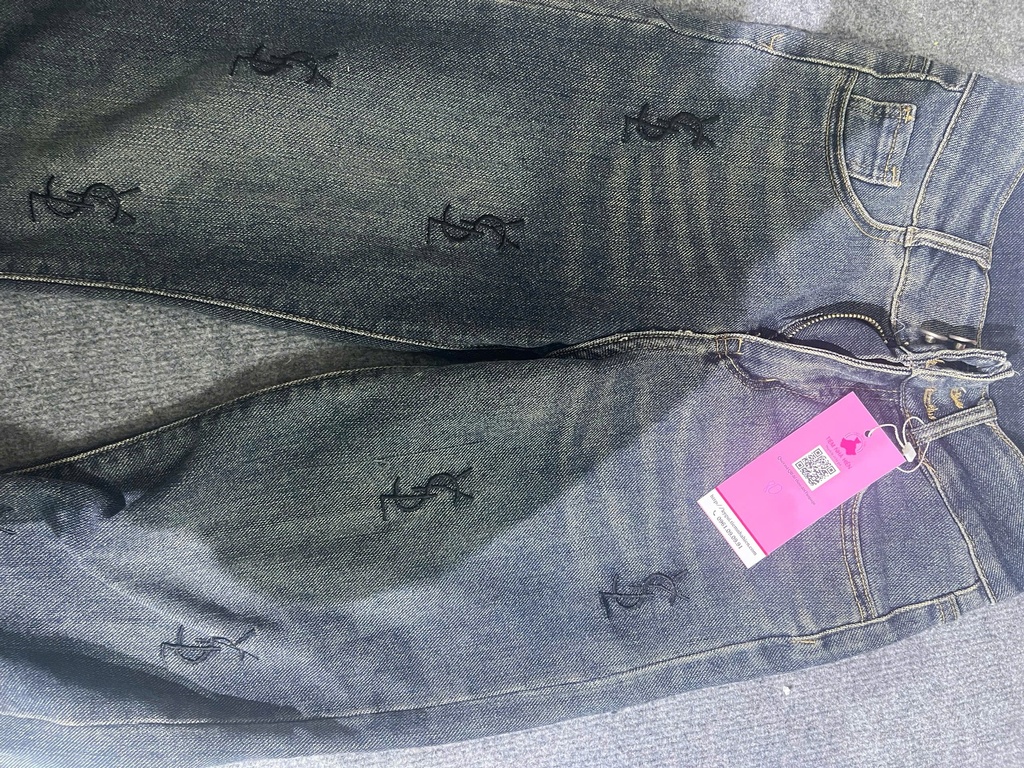 QUẦN BÒ XANH 2CÚC YSL HAIANH