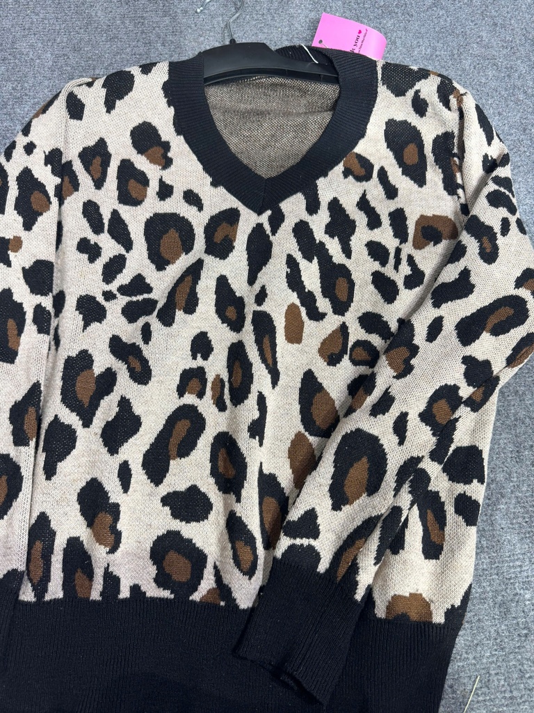 ÁO LEN CỔ TIM DA BÁO TTTHANH