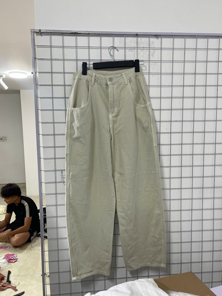 quần bò trắng đục