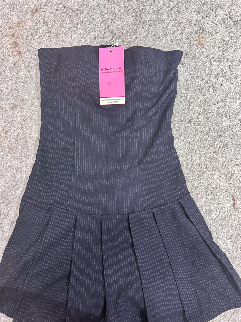 VÁY KẺ CÚP NGỰC XẾP LY NBICH