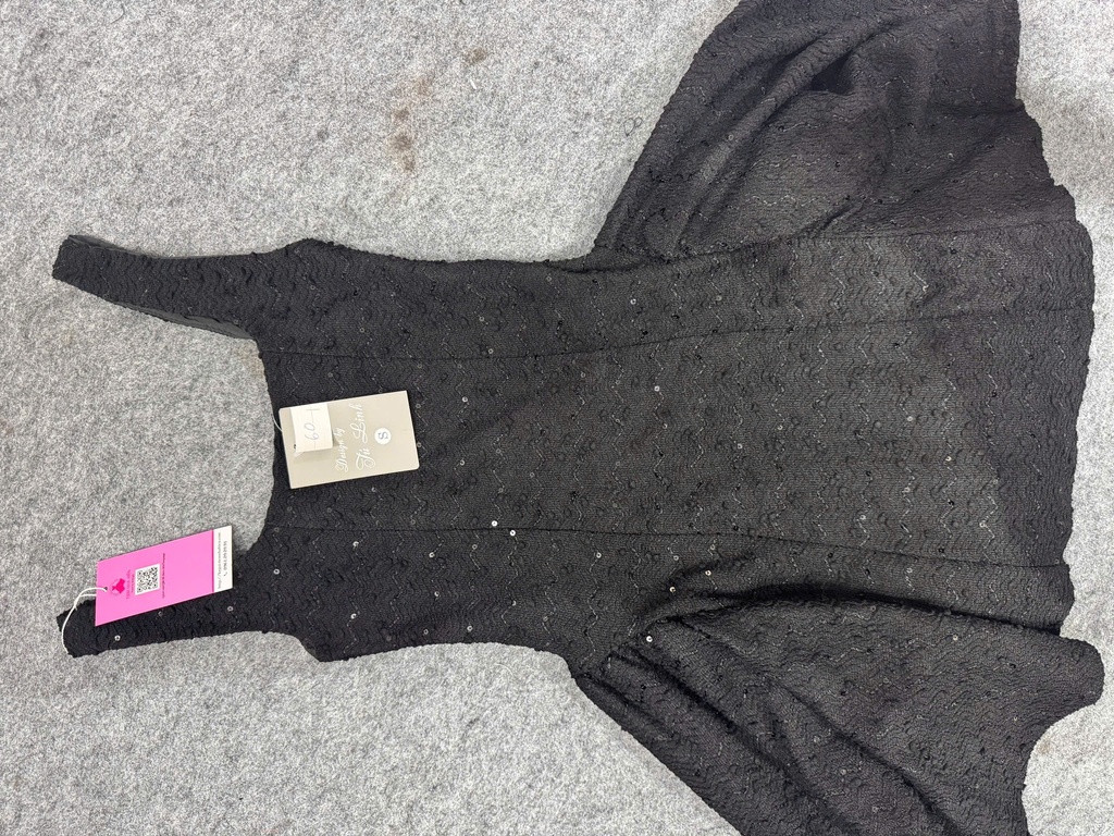 VÁY DẠ ĐEN 2DÂY THUYIII