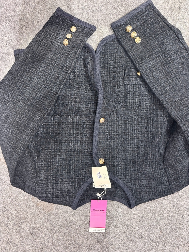 ÁO KHOÁC DẠ XANH CÚC VÀNG THUYIII