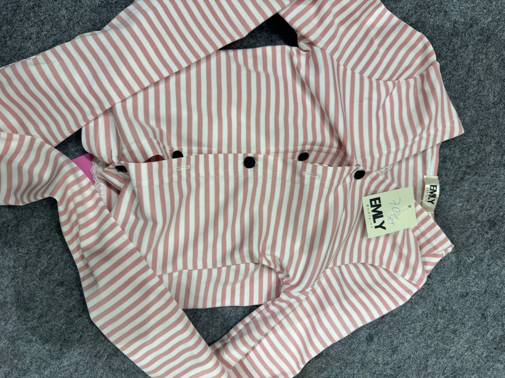 SET ÁO 2 DÂY KẺ HỒNG KÈM ÁO KHOÁC NGOÀI THUYIII