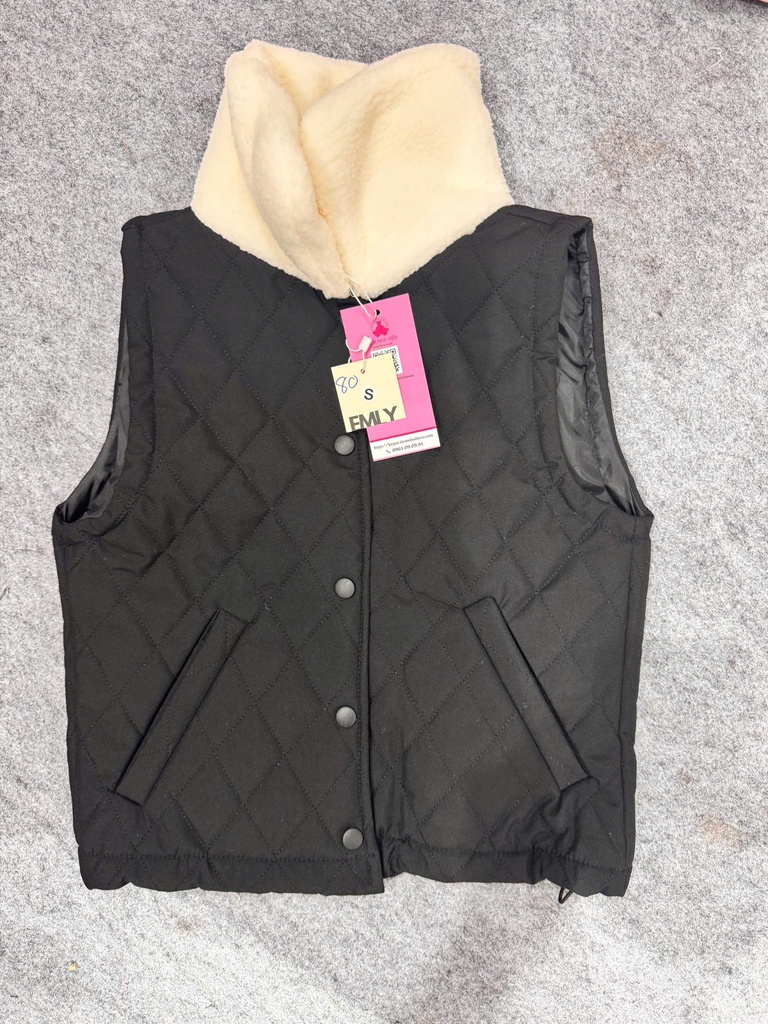 ÁO KHOÁC GILE ĐEN CÓ CỔ THUYIII