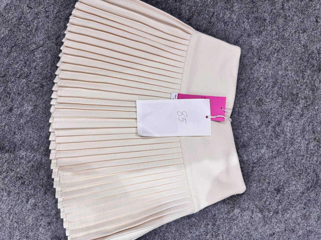 CV TRẮNG XẾP LY THUYIII