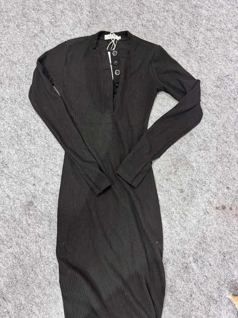 VÁY BODY ĐEN CÚC CỔ THUYIII