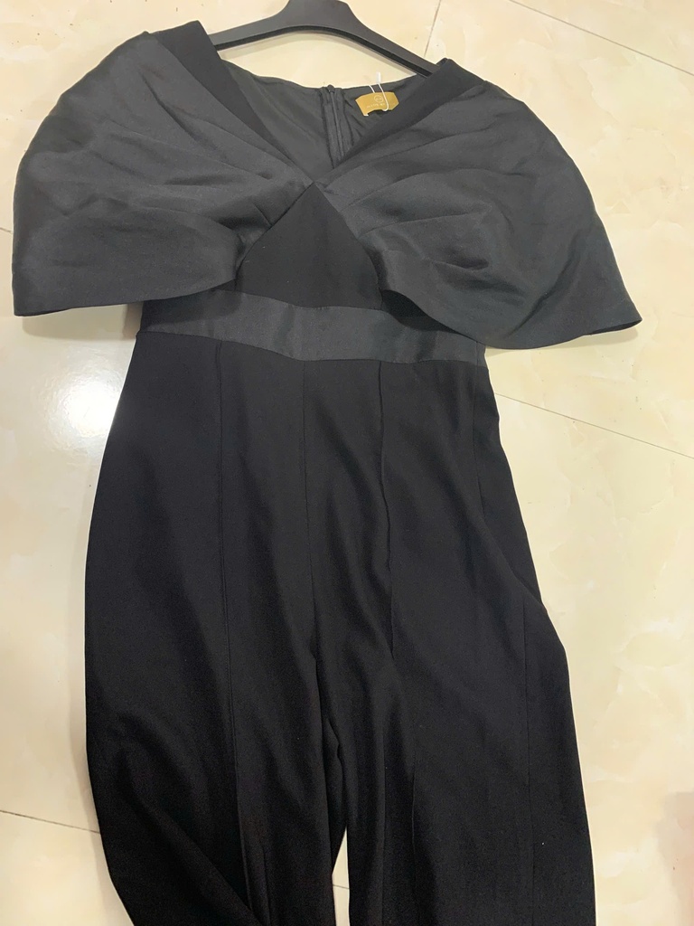 JUM ĐEN TAY ĐIỆU OANH