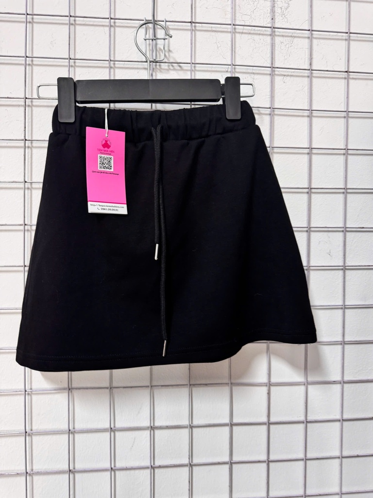 CV ĐEN CHỮ A THUYII