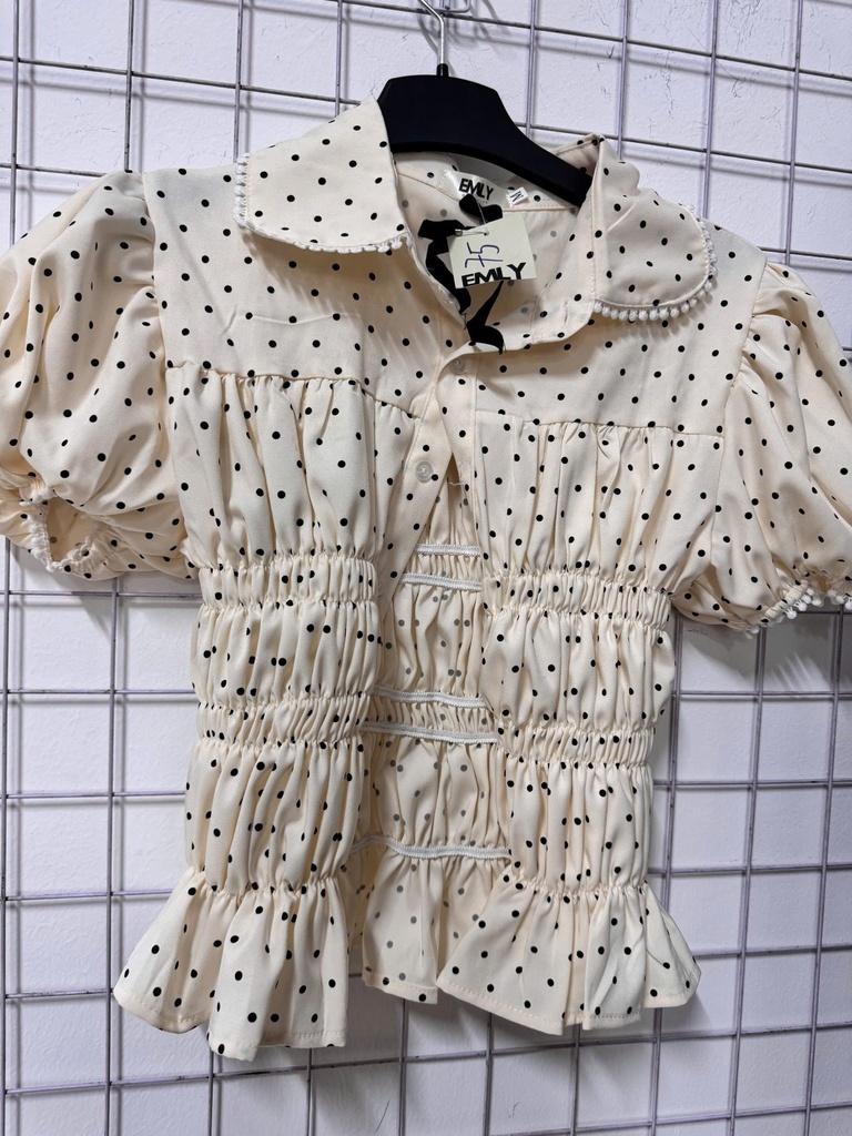 ÁO SƠMI CHẤM BI KEM THUYII