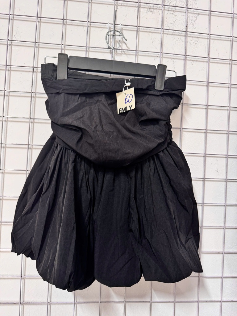 ÁO CUP NGỰC BÁNH BÈO THUYII