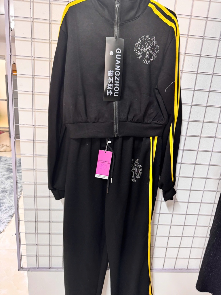 SET BỘ TT ĐEN VÀNG THUYII