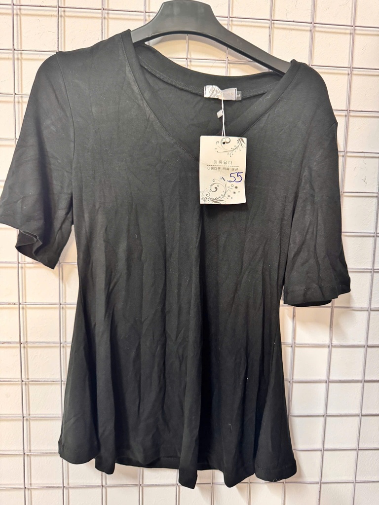 ÁO PHÔNG ĐEN CỘC TAY THUYII