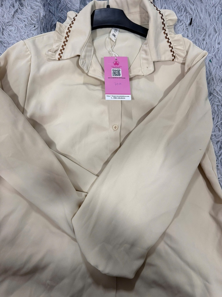 ÁO SƠMI CỔ BÈO VAN