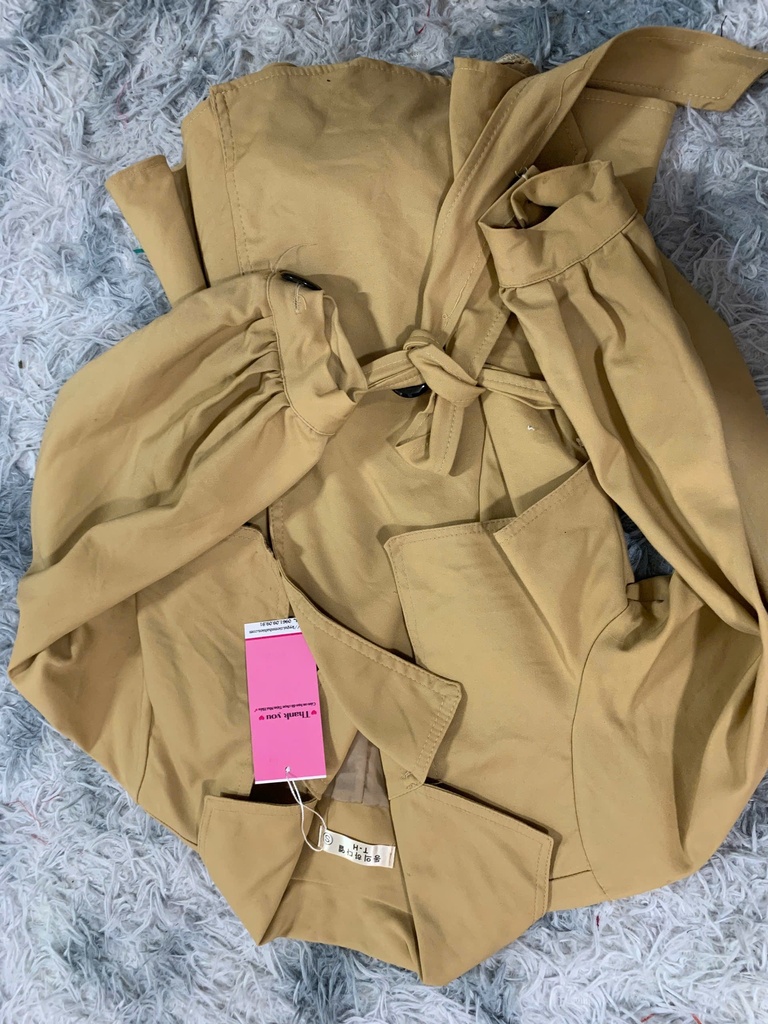 ÁO MĂNGTO DÁNG NGẮN UYEN