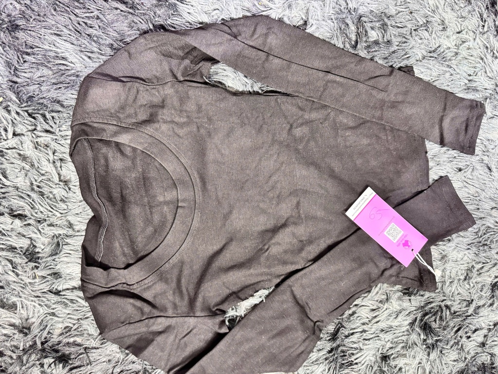 ÁO GIỮ NHIỆT ĐEN CỔ TRÒN THUY