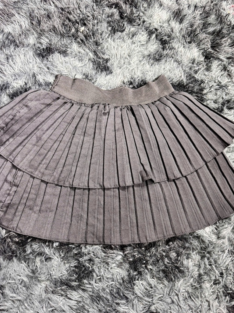 CV ĐEN XẾP LY BÉ 