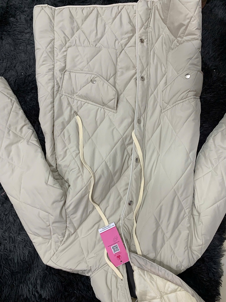 ÁO KHOÁC TRẮNG TLINH