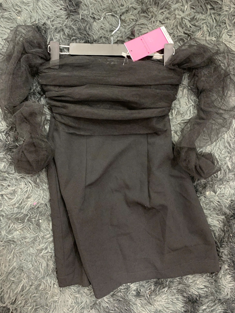 VÁY ĐEN REN CUP NGỰC THAO