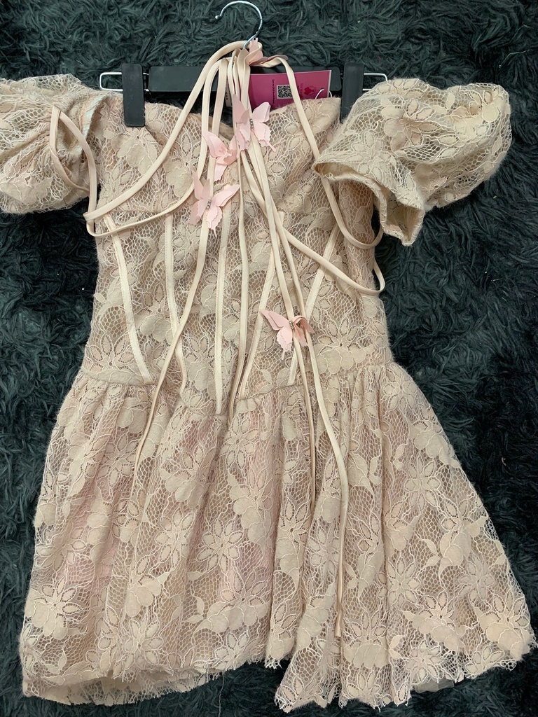 VÁY HỒNG TIỂU THƯ THAO