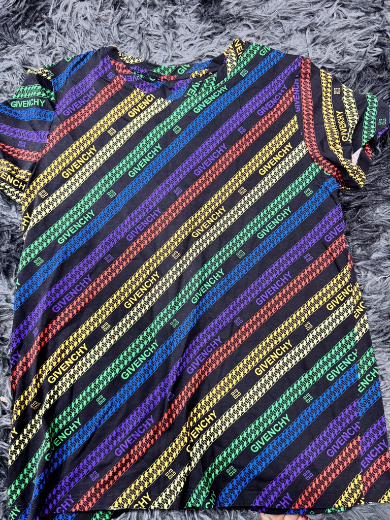 ÁO PHÔNG CỘC TAY GIVENCHI TRANG