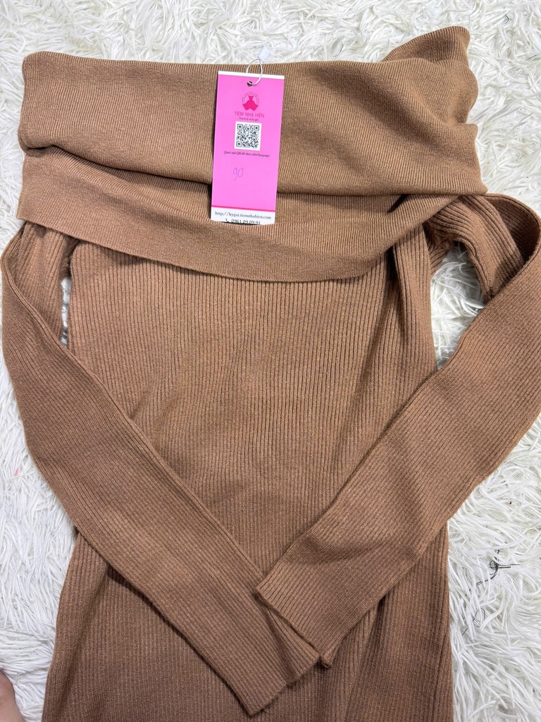 ÁO LEN NÂU TRỄ VAI THAO