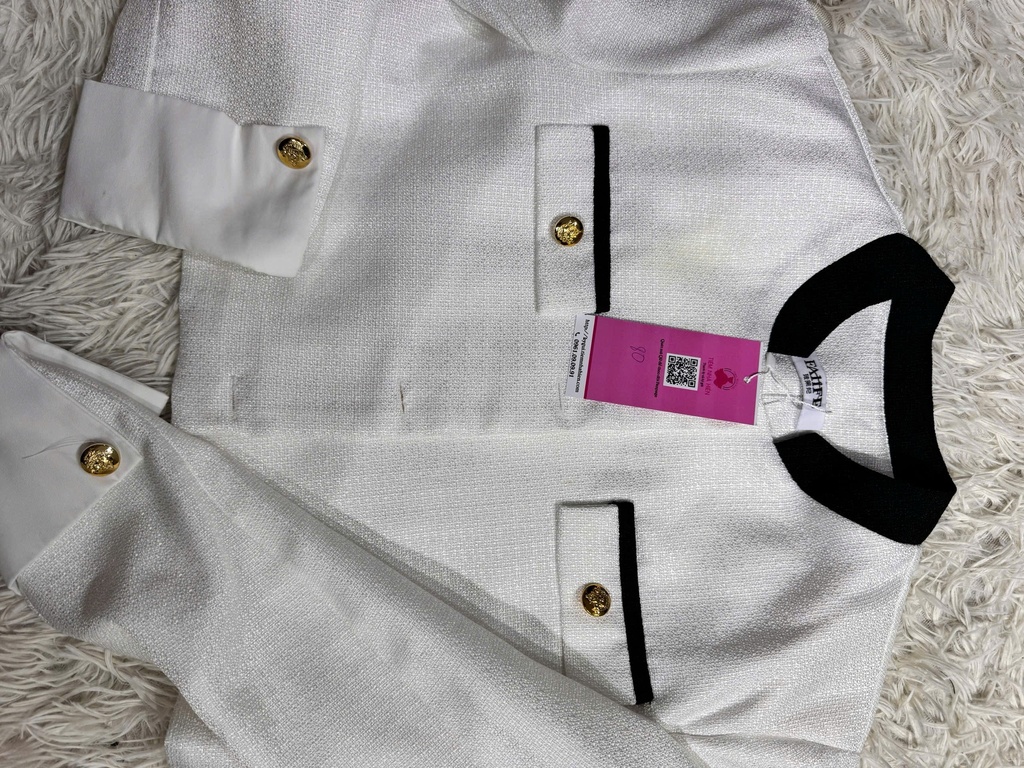 ÁO DẠ TRẮNG CÚC VÀNG THAO