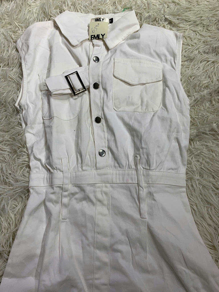 VÁY SƠMI TRẮNG KÈM ĐAI THUY