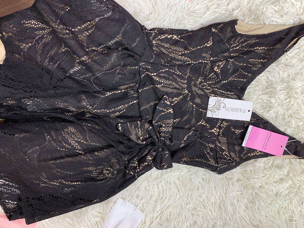 VÁY SÁT NÁCH ĐEN REN THUY