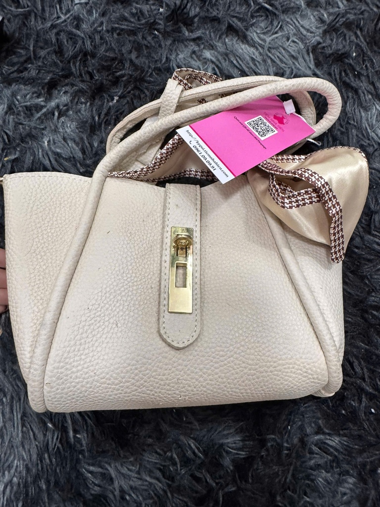 TÚI XÁCH TRẮNG CÓ QUAI HUONG