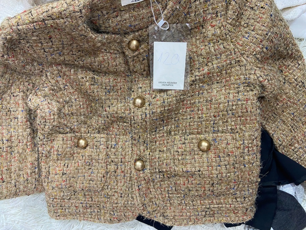 ÁO KHOÁC NGOÀI NÂU THUY PASS