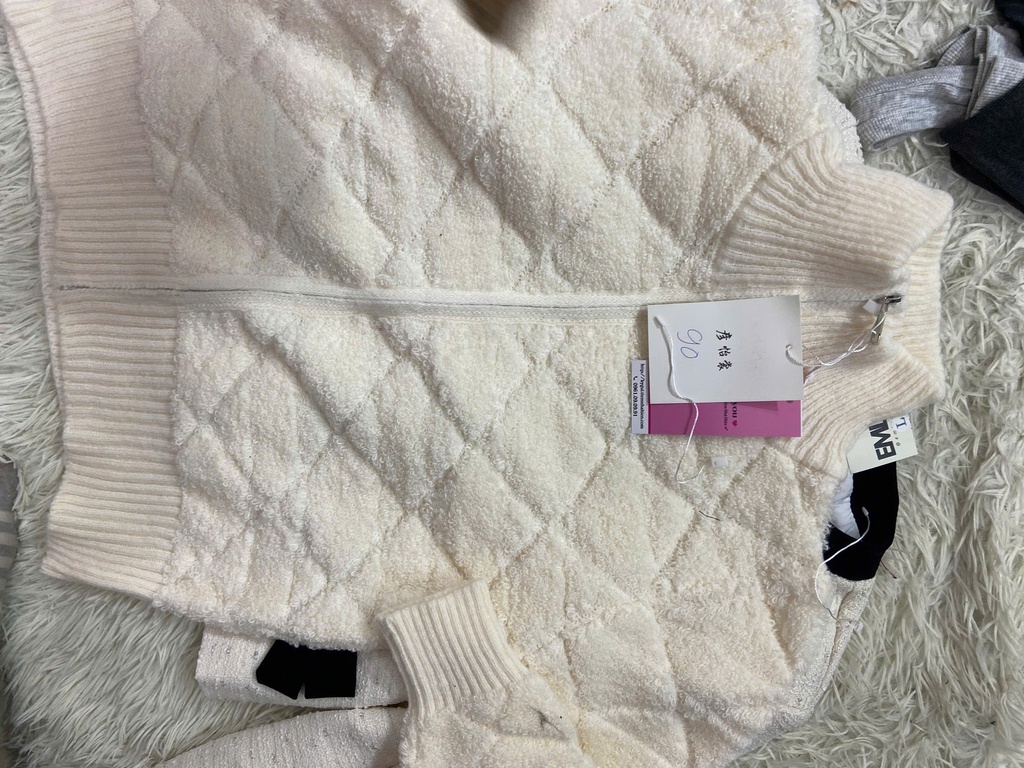 ÁO LEN GILE ĐỎ THUY