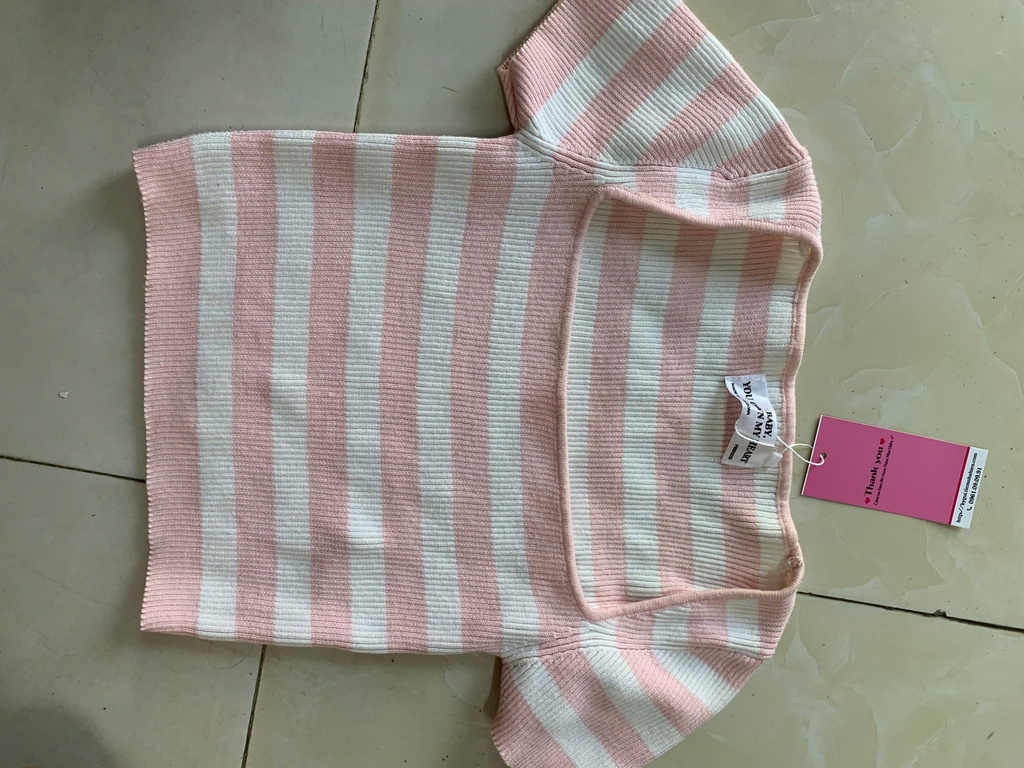 ÁO PHÔNG HỒNG CỘC TAY CỔ VUÔNG THUY