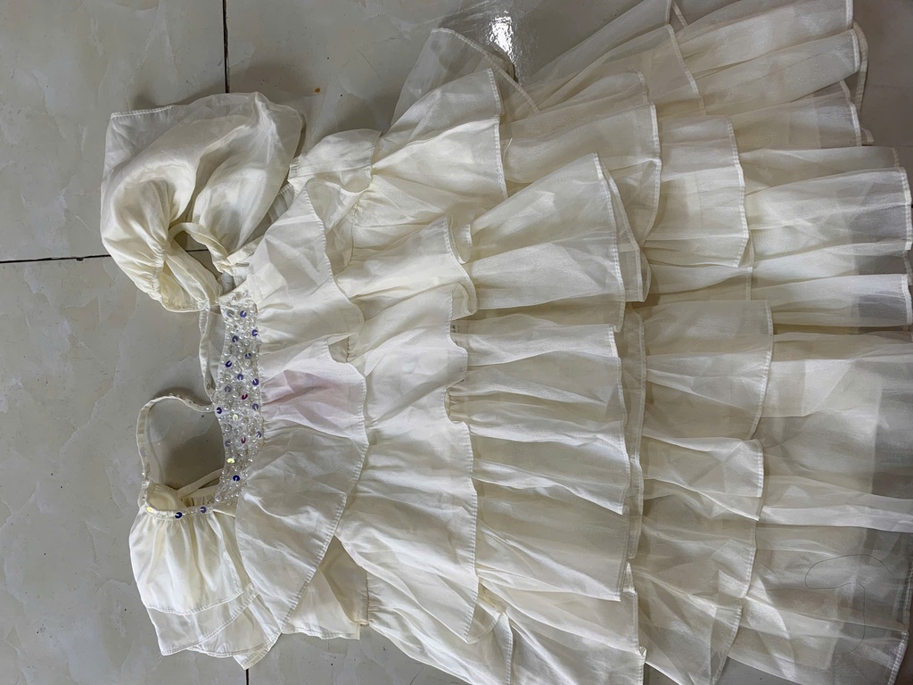 SET VÁY ÁO KEM TẦNG THUY