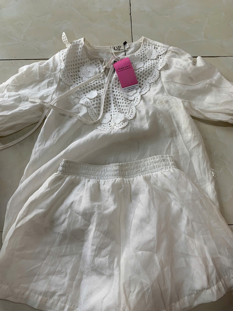 BỘ TRẮNG VOAN THUY