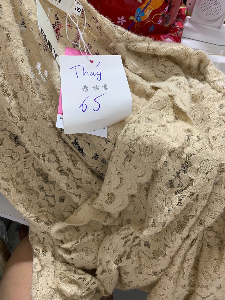 ÁO PHÔNG KEM CỔ TYM REN HOA THUY