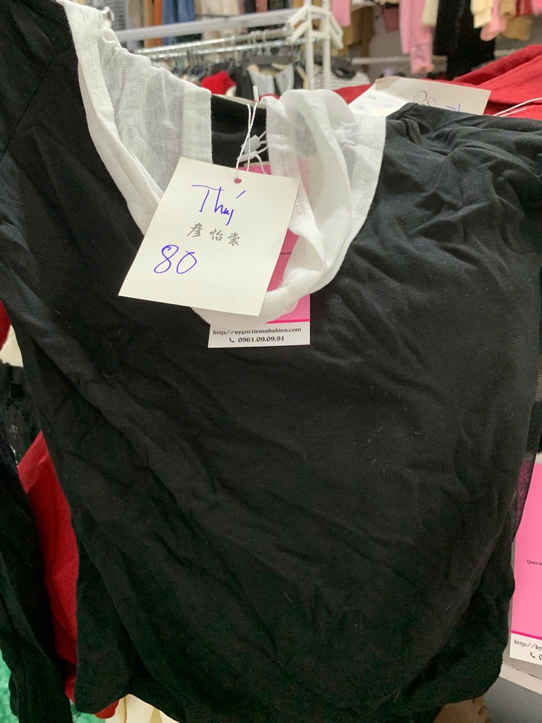 ÁO PHÔNG ĐEN CỔ DÂY TRẮNG THUY