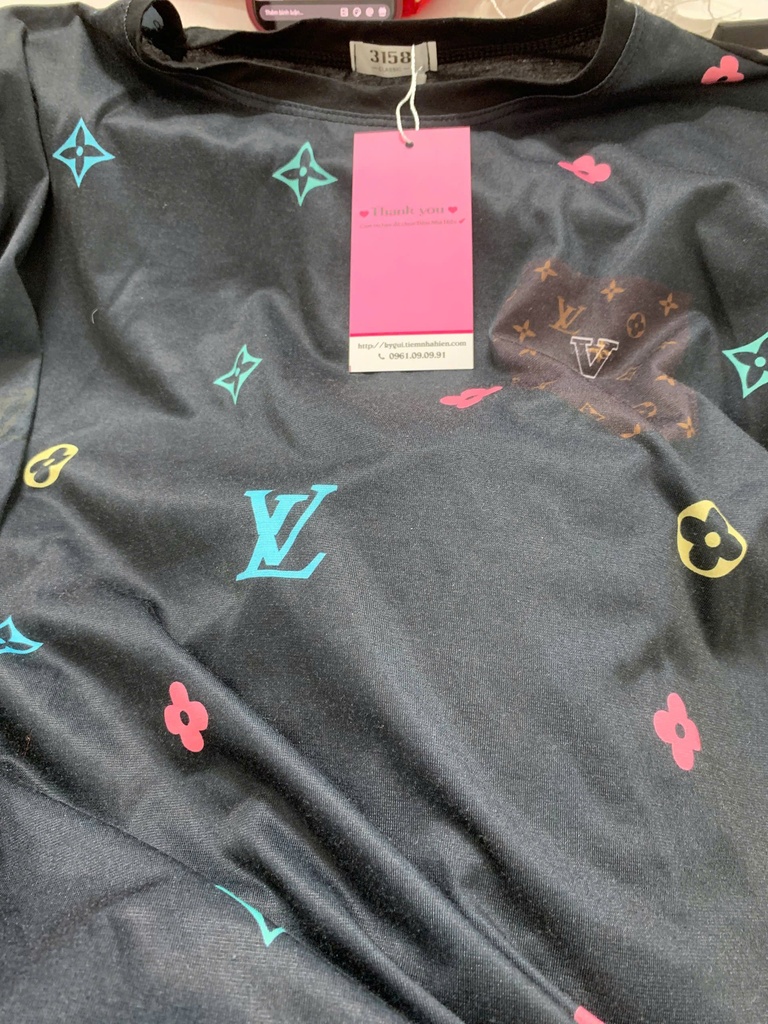 QUẦN ĐEN PHI BÓNG HANH