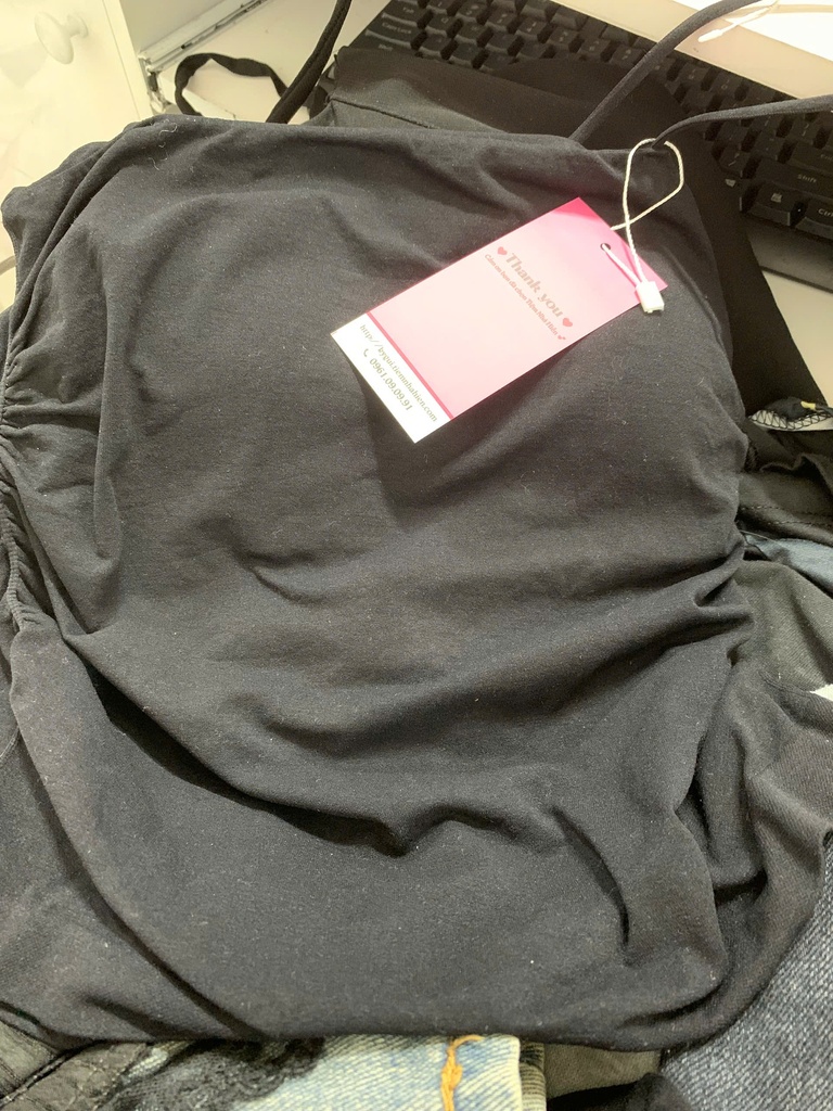 ÁO2 DÂU ĐEN KÈM MÚT NGỰC HANH