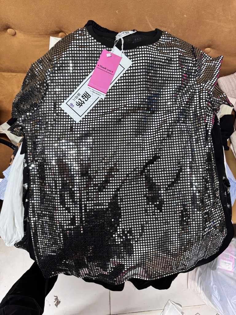 ÁO PHÔNG ĐÁ BLING THUY