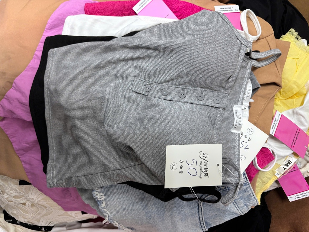 ÁO 2 DÂY XÁM CÓ MÚT NGỰC THUY