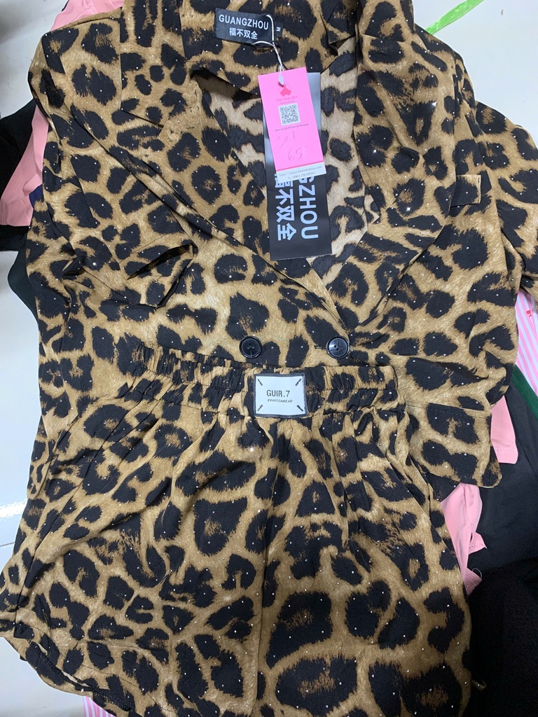 SET DA BÁO QUANGTRAU THUY