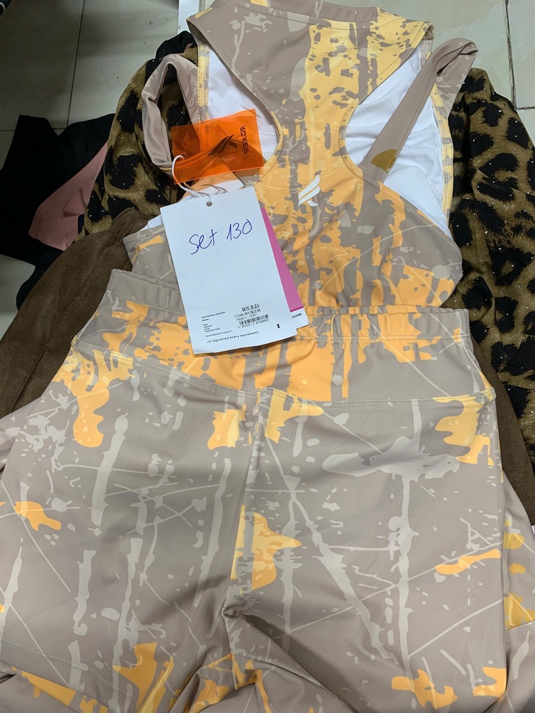 SET BỘ THỂ THAO SƠN CAM HỞ LƯNG THUY