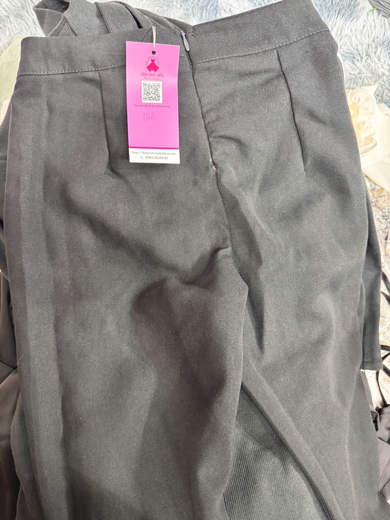 QUẦN ÂU ĐEN SUÔNG YEN