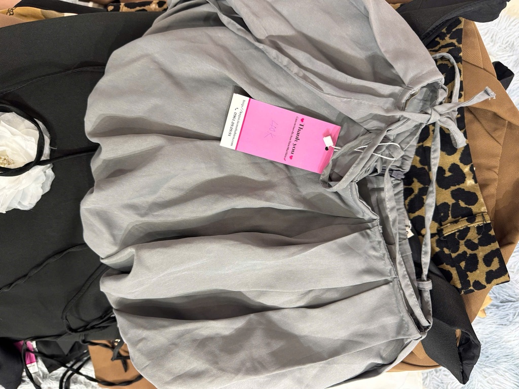 ÁO 2 DÂY BÍ XÁM YEN