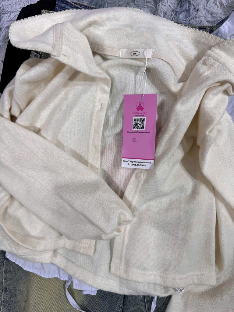 ÁO TRẮNG CỔ TRÒN DIEU