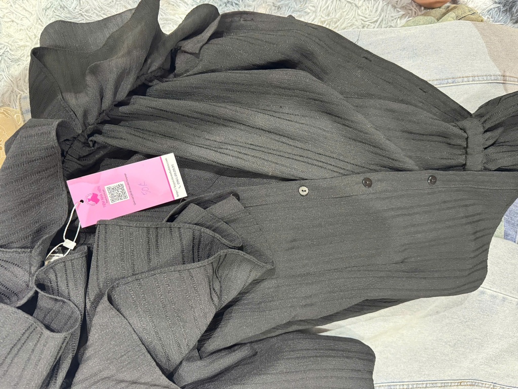 ÁO SƠMI ĐEN VỔ BÈO DIEU