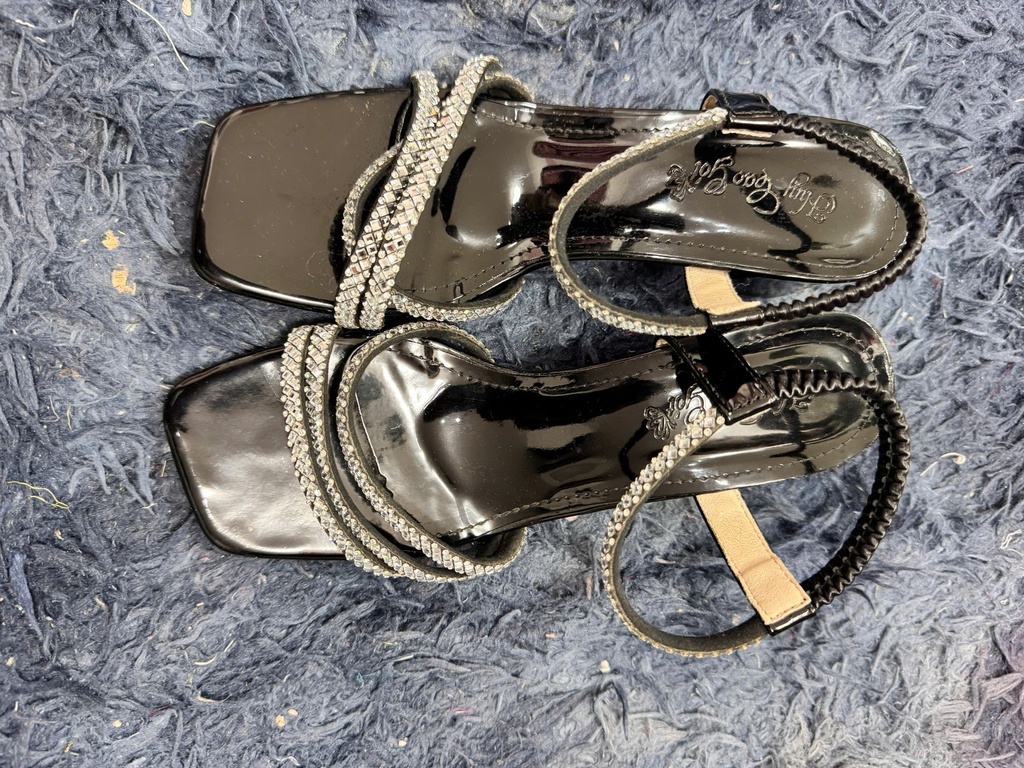 CAO GÓT ĐEN DÂY ĐÁ THAO