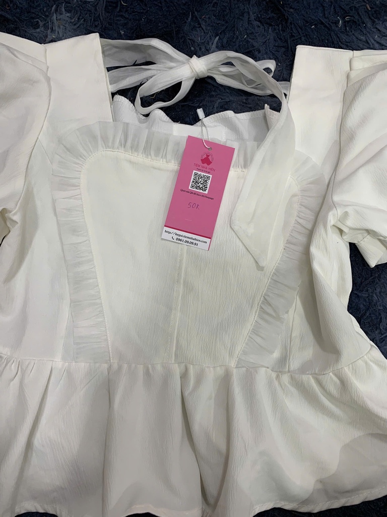 ÁO TRẮNG KIỂU NGAN