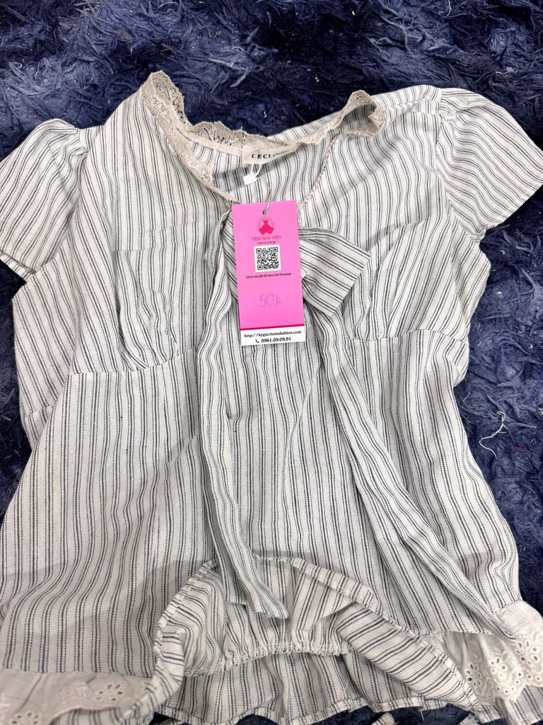 ÁO KẺ ĐIỆU ANH